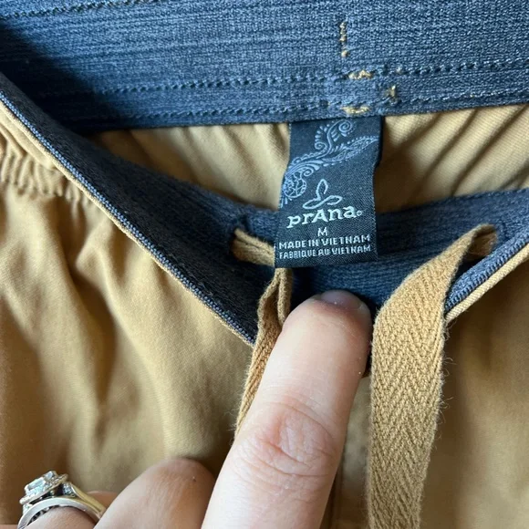 PrAna Alana Jogger Pant Size M in Embark Brown - Picture 9 of 15